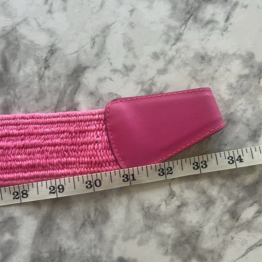 80’s BARBIECORE pink stretchy belt size medium with leather tags